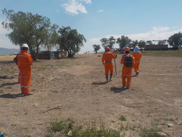 Labores de topografía en terreno